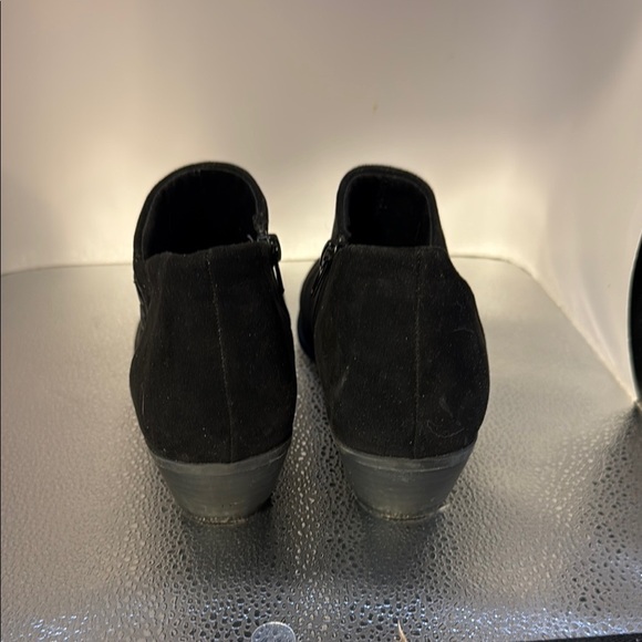 Madeline Black Ankle Boots Sleek Minimalist Design - Picture 3 of 8